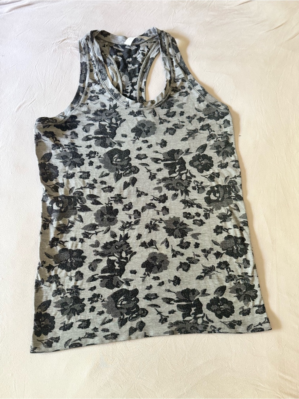 Athleta Momentum Racerback Gray Floral Tank Top Size Small EUC
